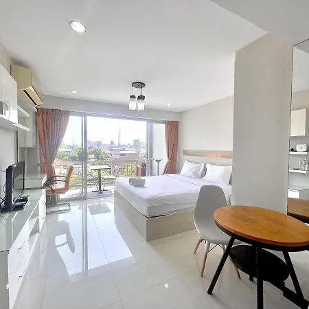 Baan Sabai Rama IV Apartment Bangkok Exterior photo