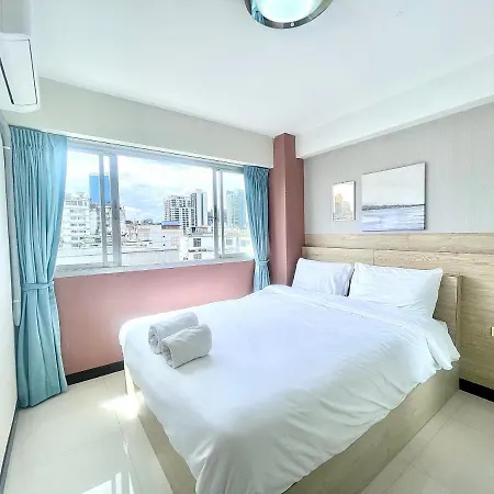 Baan Sabai Rama IV Apartment Bangkok Exterior photo