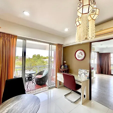 Baan Sabai Rama IV Apartment Bangkok Exterior photo