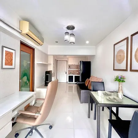Baan Sabai Rama IV Apartment Bangkok Exterior photo