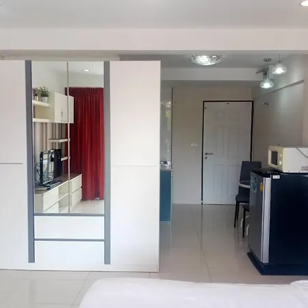 Baan Sabai Rama IV Apartment Bangkok Exterior photo