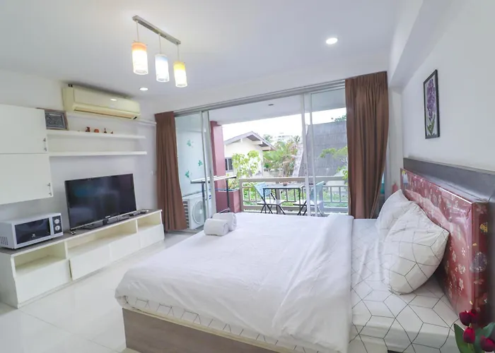Baan Sabai Rama IV Apartment